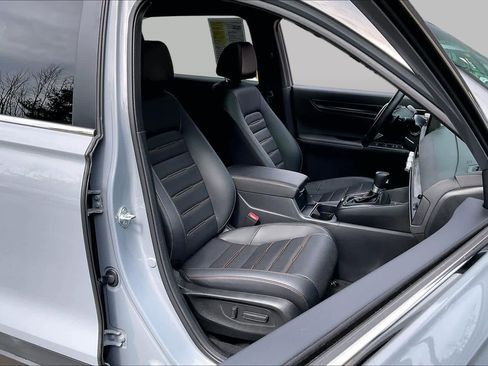Used 2024 Honda CR-V Sport-L image 9