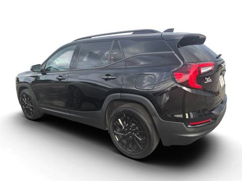 Used 2023 GMC Terrain SLT w/ Elevation Edition FWD image 3