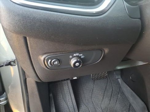 Certified 2024 Chevrolet Equinox LT w/ LPO, Floor Liner Package image 12