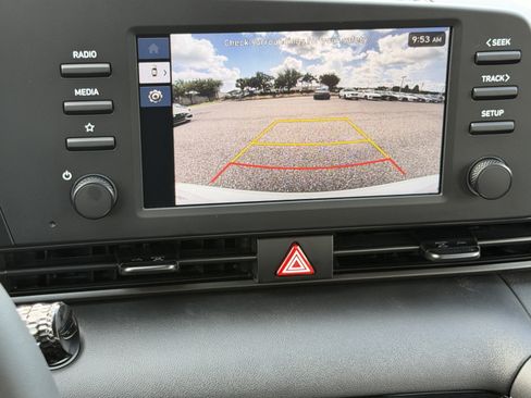 New 2026 Hyundai Elantra SEL Sport FWD image 22