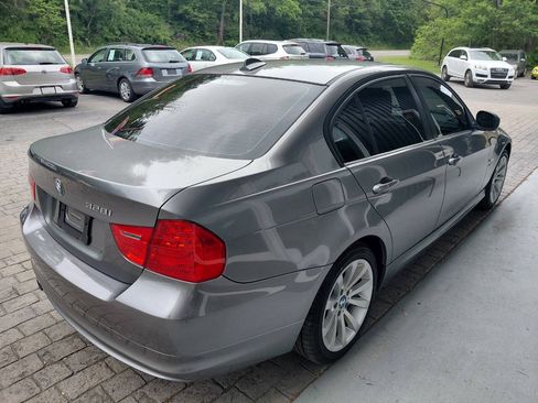 Used 2011 BMW 328i xDrive Sedan AWD/4WD image 6