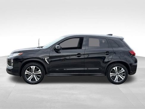 Used 2023 Mitsubishi Outlander Sport SE AWD/4WD image 2