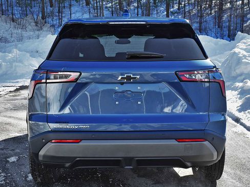 New 2026 Chevrolet Equinox LT w/ Convenience Package II image 7