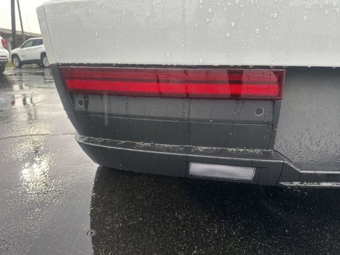 Certified 2026 Hyundai Santa Fe SE image 9