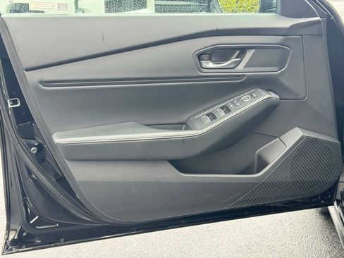 Used 2024 Honda Accord Sport image 27