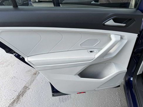 Certified 2023 Volkswagen Tiguan SE AWD/4WD image 15
