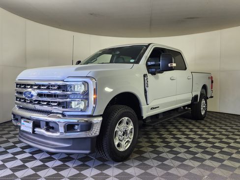 New 2026 Ford F350 XLT w/ XLT Premium Package image 3