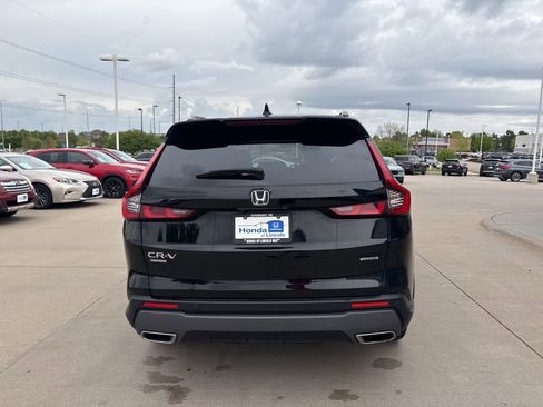 Used 2023 Honda CR-V Sport Touring image 6