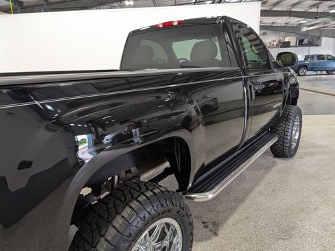 Used 2007 GMC Sierra 1500 SLE w/ SLE/SLT Trailering Package AWD/4WD image 3