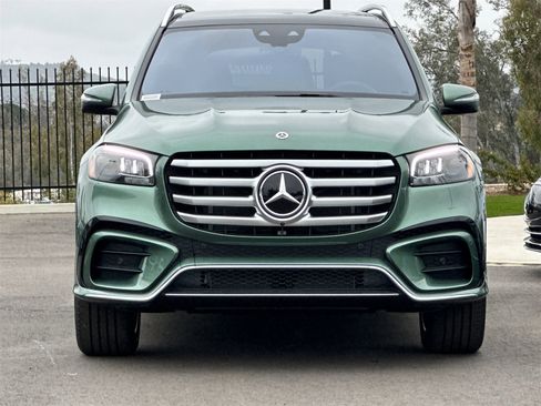 New 2025 Mercedes-Benz GLS 580 4MATIC image 8