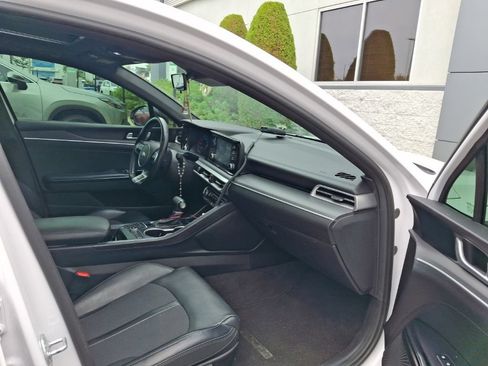 Used 2021 Kia K5 GT-Line w/ GT-Line FWD Premium Package image 2