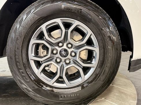 Used 2025 Ford Expedition Max Active AWD/4WD image 27