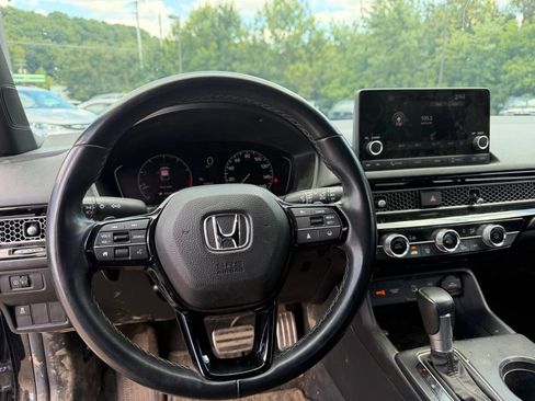 Used 2025 Honda Civic Sport image 6