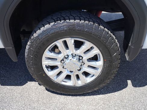 Used 2022 GMC Sierra 2500 Denali AWD/4WD image 33