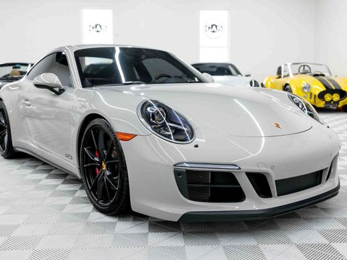 Used 2018 Porsche 911 Carrera GTS RWD image 5