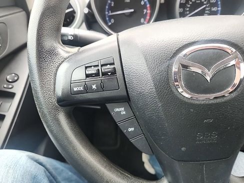 Used 2013 MAZDA MAZDA3 i Sport image 15
