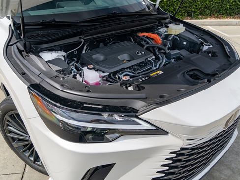 New 2026 Lexus RX 450h AWD image 4