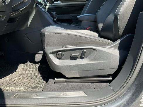 Used 2019 Volkswagen Atlas SEL AWD/4WD image 23