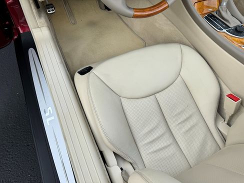 Used 2006 Mercedes-Benz SL 500 image 32