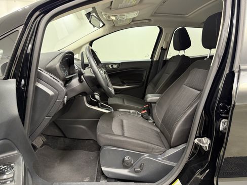 Used 2020 Ford EcoSport SE w/ SE Convenience Package image 12