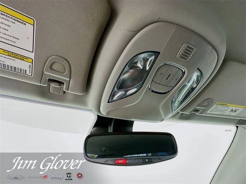 Used 2022 Jeep Compass Latitude image 36