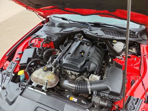 Used 2018 Ford Mustang Premium RWD image 16