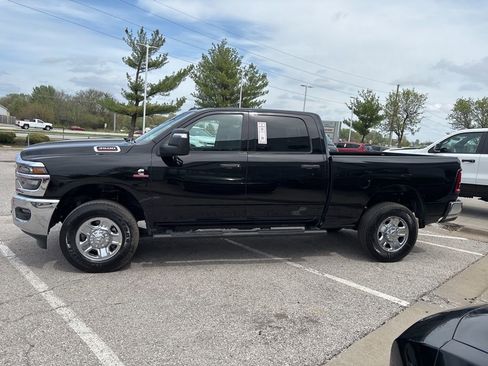 New 2026 RAM 3500 Tradesman image 19