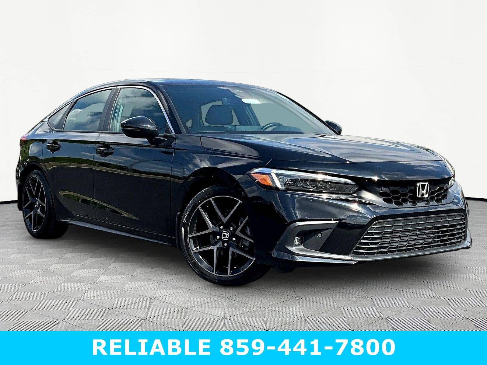 Used 2024 Honda Civic Sport Touring image 3
