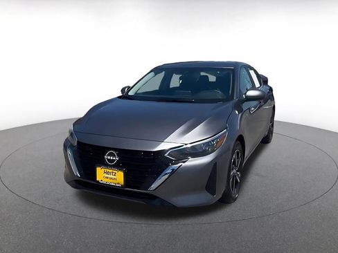 Used 2025 Nissan Sentra SV image 7