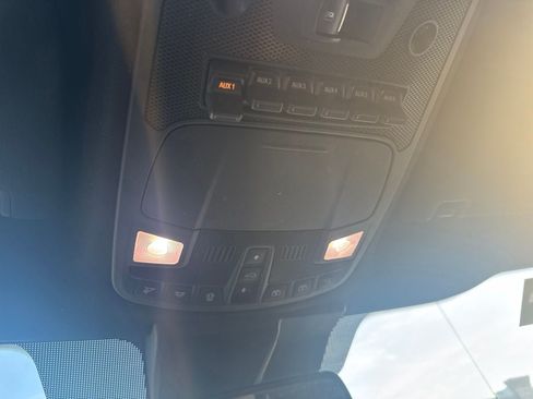 Used 2019 Ford F150 Raptor w/ Equipment Group 802A Luxury AWD/4WD image 15