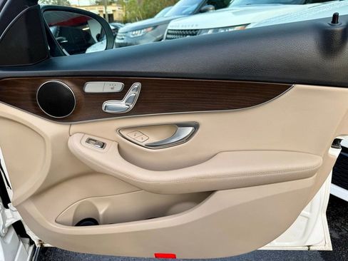 Used 2018 Mercedes-Benz C 300 C 300 image 23