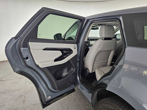 Used 2023 Land Rover Range Rover Evoque S image 15