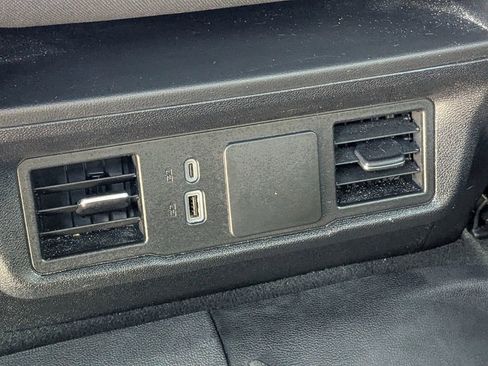 Used 2024 Chevrolet Silverado 2500 Custom w/ Custom Value Package image 16