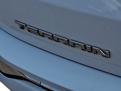 Used 2019 GMC Terrain Denali w/ Advanced Safety Package AWD/4WD image 30