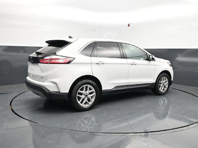 Used 2024 Ford Edge SEL AWD/4WD image 8