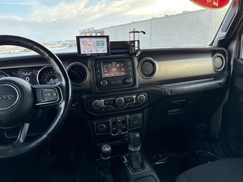 Used 2020 Jeep Gladiator Sport w/ Quick Order Package 24S image 21