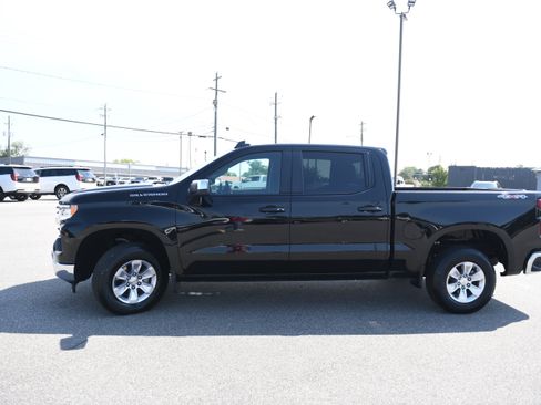 Used 2026 Chevrolet Silverado 1500 LT AWD/4WD image 6