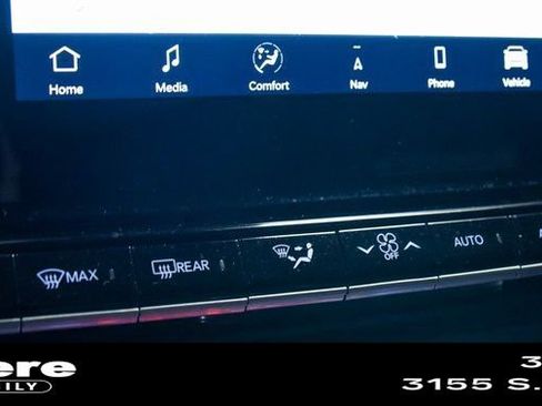 Used 2024 Jeep Wagoneer Series III AWD/4WD image 22