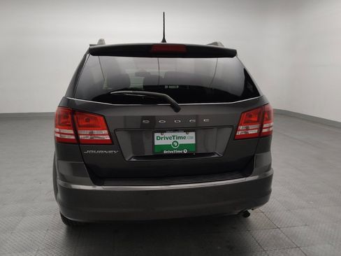 Used 2020 Dodge Journey SE w/ SE Popular Equipment Group FWD image 6
