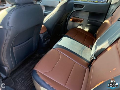 Used 2022 Ford Maverick Lariat w/ Lariat Luxury Package FWD image 10