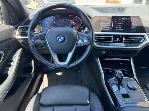 Used 2019 BMW 330i Sedan w/ Convenience Package RWD image 22