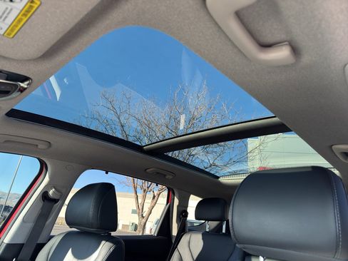 Used 2023 Hyundai Santa Fe Limited image 14