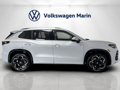 New 2026 Volkswagen Tiguan SEL R-Line image 6