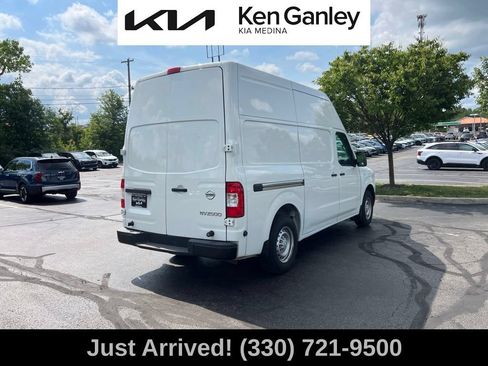 Used 2021 Nissan NV 2500 S RWD image 5