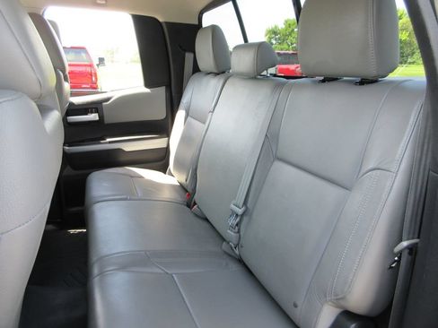 Used 2016 Toyota Tundra Limited w/ Limited Premium Package AWD/4WD image 22