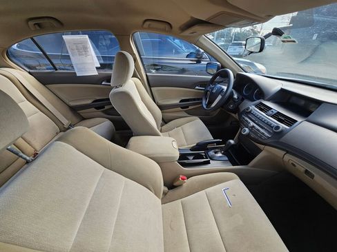 Used 2009 Honda Accord LX-P image 10