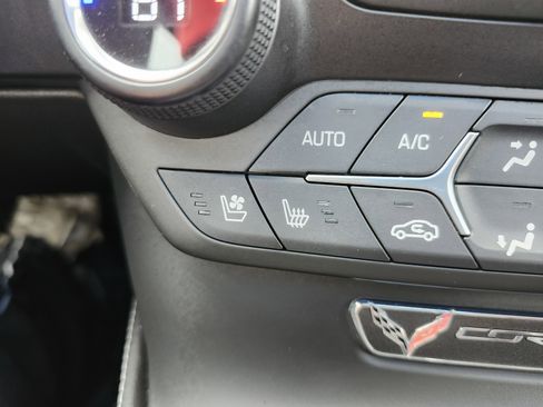 Used 2016 Chevrolet Corvette Stingray Coupe w/ 2LT Preferred Equipment Group RWD image 9