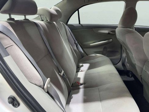 Used 2010 Toyota Corolla LE image 35