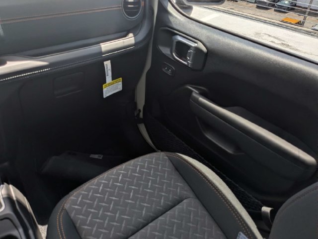 New 2026 Jeep Gladiator Mojave AWD/4WD image 18
