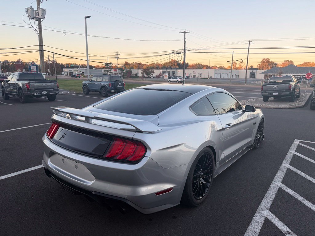 Used 2018 Ford Mustang GT w/ GT Performance Package RWD image 8